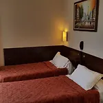 Les Deux Gares & Hotel Paris