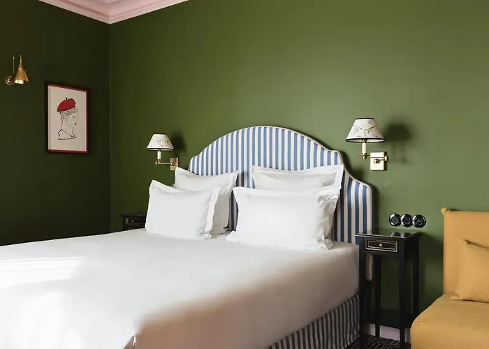 Hotel Les Deux Gares & Paryż
