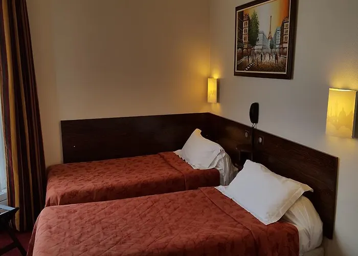Les Deux Gares & Hotel Paryż
