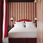 Les Deux Gares & Hotel