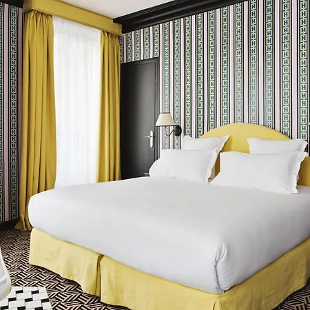 Les Deux Gares Hotel 4*