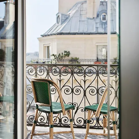 Les Deux Gares Hotel 4*