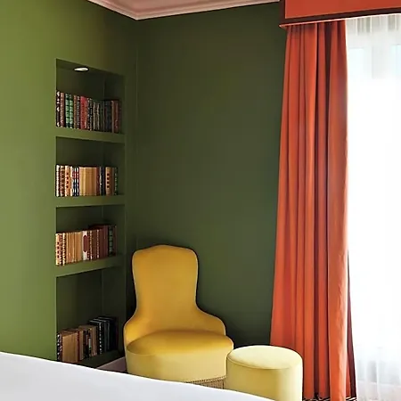 Hotell Les Deux Gares & 4*