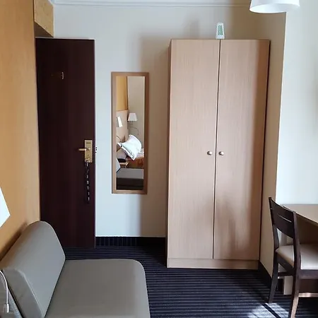 Hotel Les Deux Gares 4*