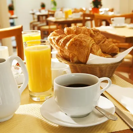 Hotel Les Deux Gares 4*