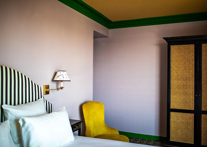 Hotel Les Deux Gares & 4*