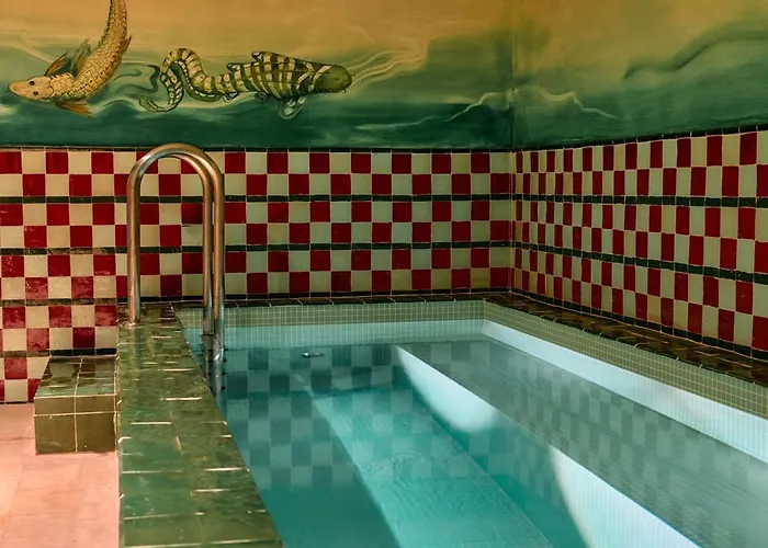 Les Deux Gares & Hotel