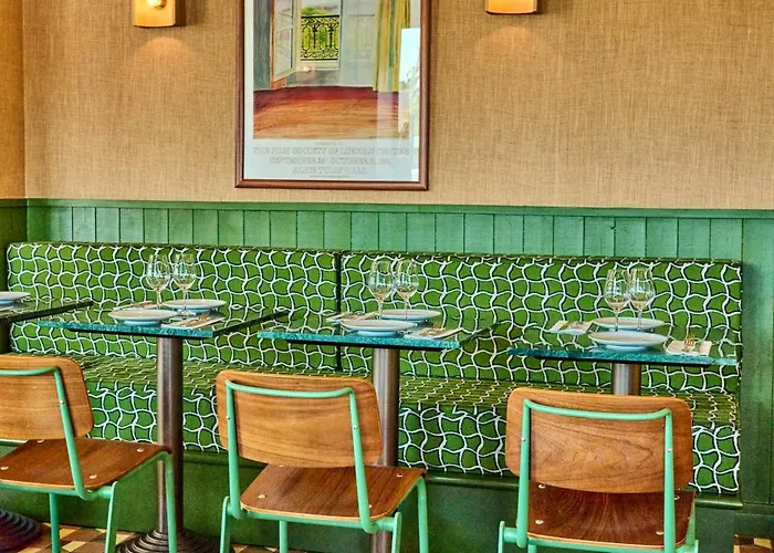 Les Deux Gares & 4* Paris