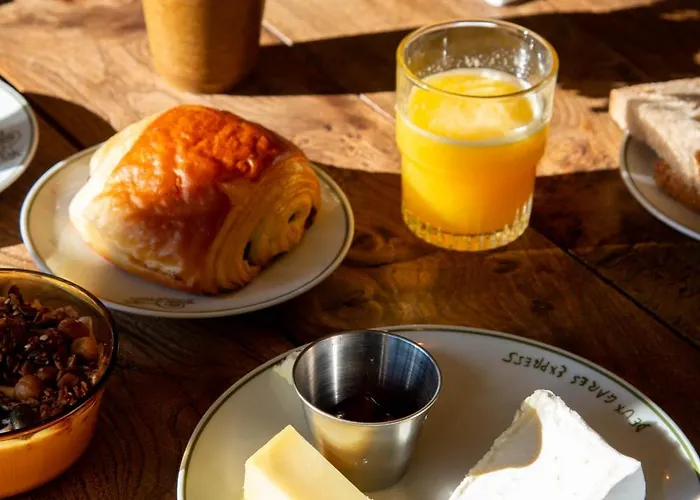 Hotel Les Deux Gares & Paris