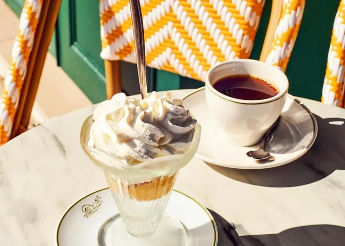 Les Deux Gares & Paris