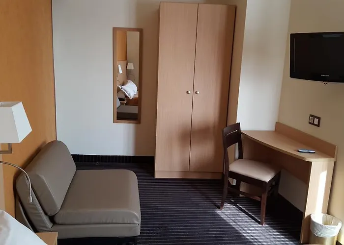 Hotel Les Deux Gares & 4*