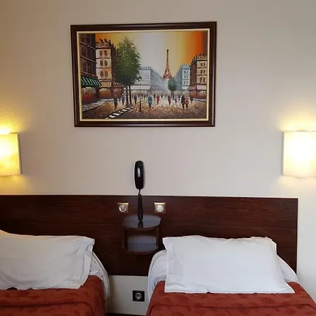 Les Deux Gares & ホテル