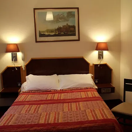 Hotel Les Deux Gares 4*