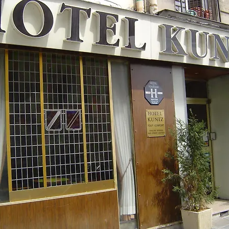 Les Deux Gares Hotel